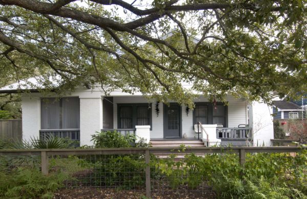 ResidentialArchitects_6_Houston_ Cherryhurst House Compound